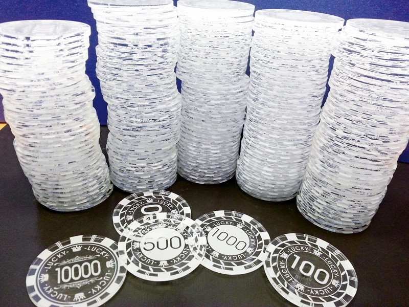 雷射雕刻代工-压克力制品/钥匙圈/立牌/书籤/尺/拼图/筹码