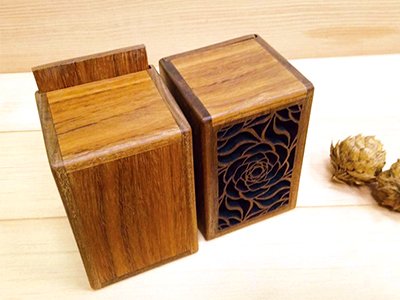 典雅雕花木盒