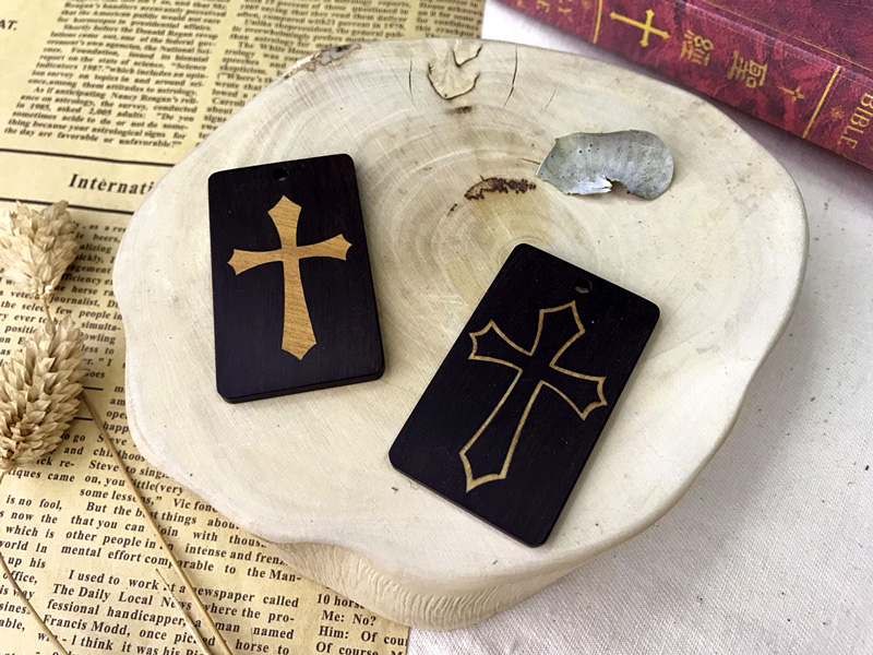 原木十字架項鍊(異木鑲嵌)